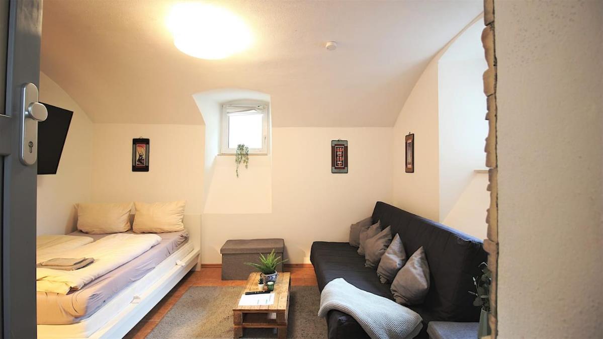 Fully Equipped Apartment Near Main Station Wurzburgo Exterior foto